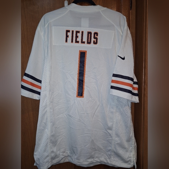 A Nike official NFL Chicago Bears #1 Fields jersey in a men's size XL. NWT. - Picture 4 of 6